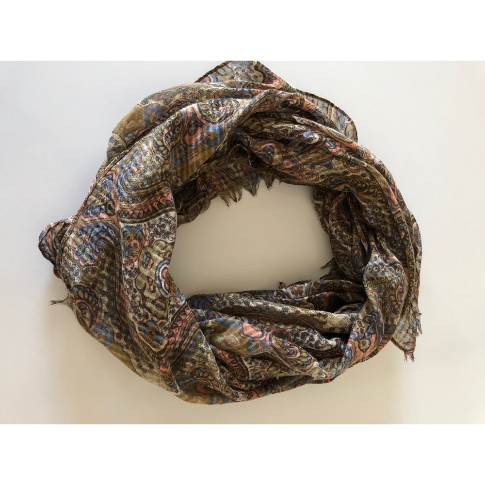 Buckle Printed Scarf